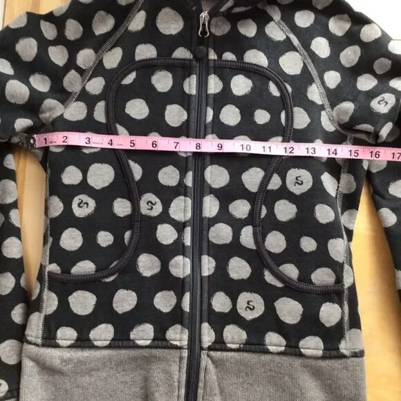 Lululemon Grey black Polka Dot Scuba Hoodie Size 4 Zip Fitted Athleisure Jacket - Picture 4 of 9